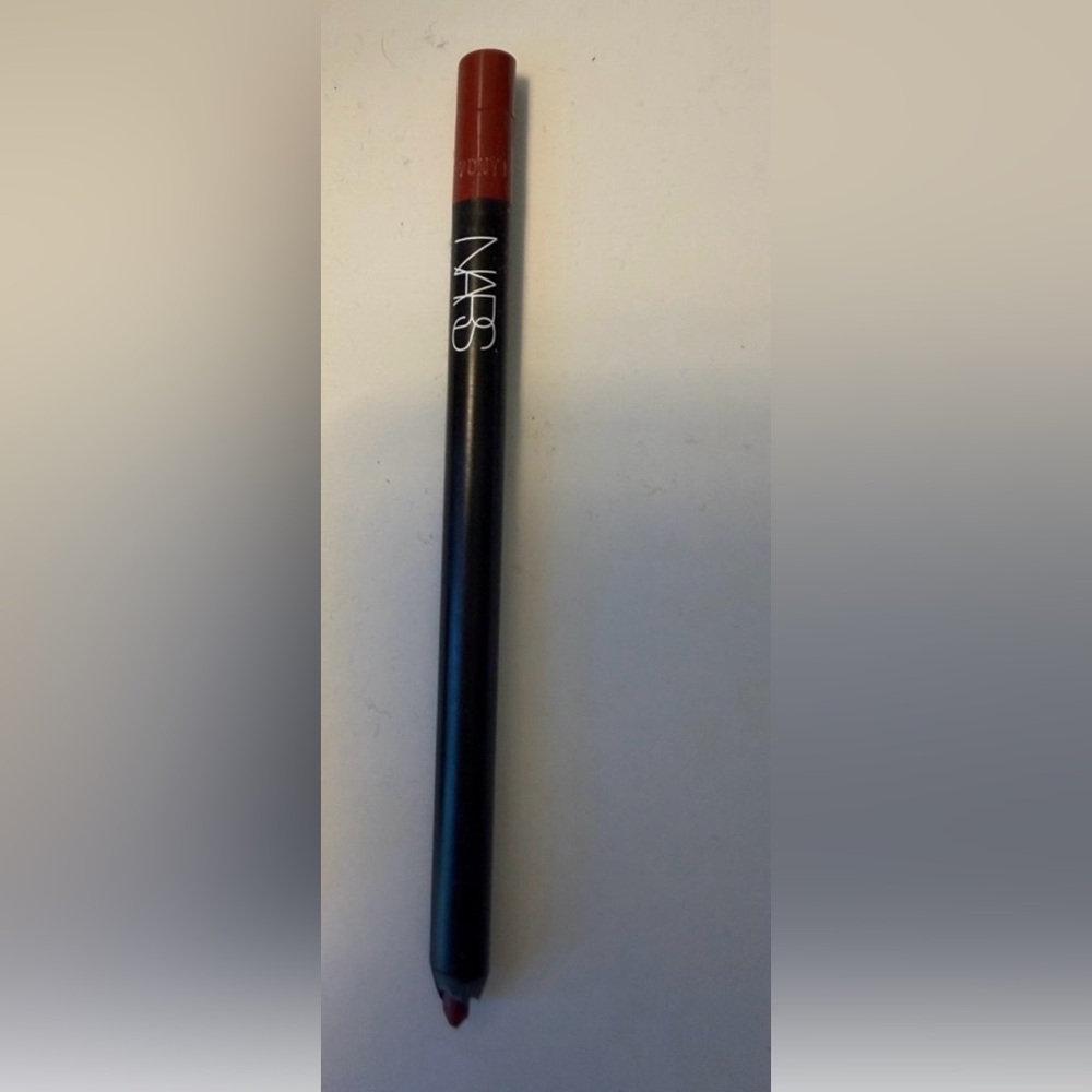 NARS red lip liner